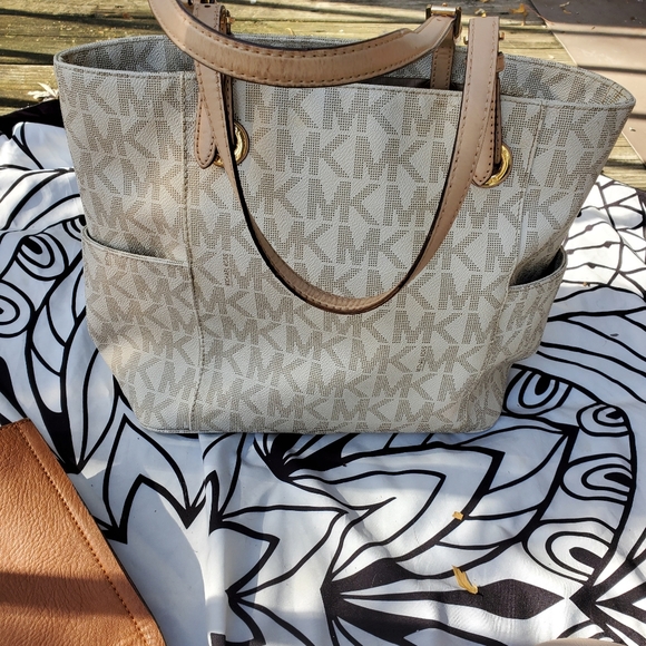 Michael Kors tote bag - Picture 2 of 3